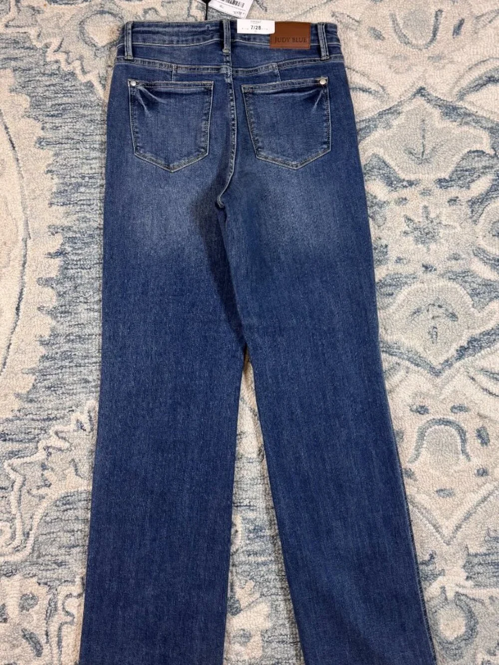 NWT Judy Blue Tummy Control Straight Leg Mid Rise Size 7/28 Style #:JB88870MD